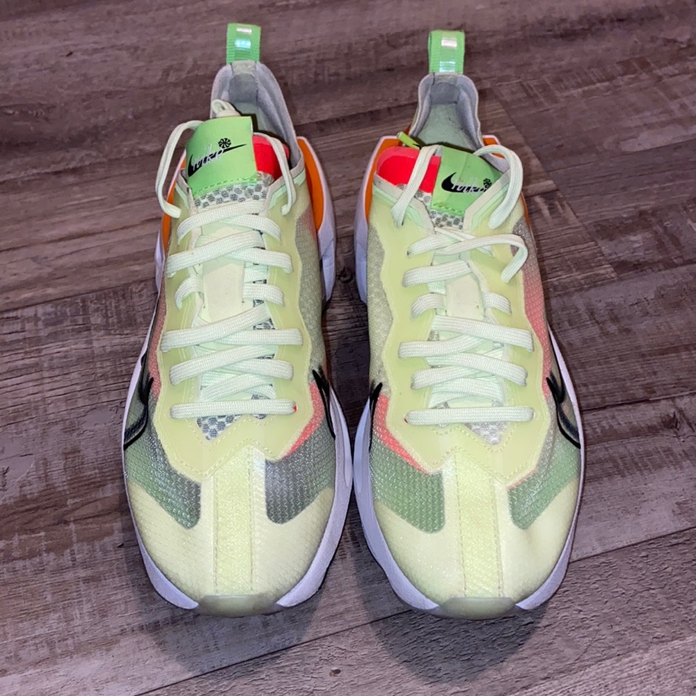Wmns ZoomX Vista Grind 'Barley Volt' Sz: 6